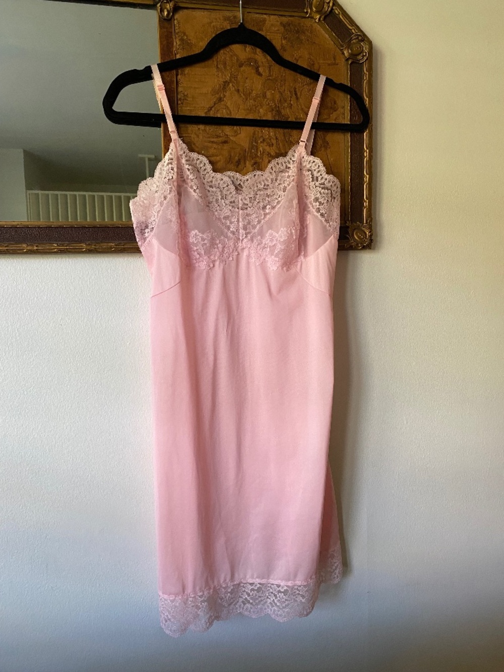 Vintage 1960s Pastel Pink Lace Half Slip MCM Mod Coquette Small